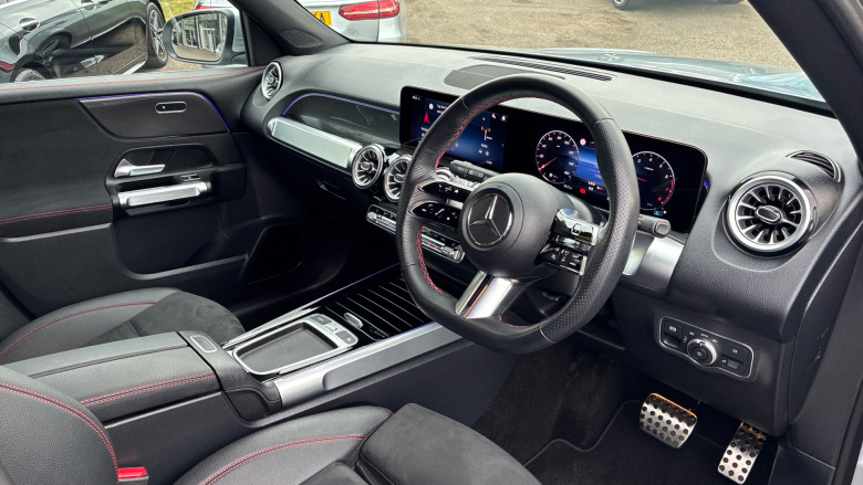 Mercedes-Benz GLB 200 AMG Line Premium 5dr 7G-Tronic Petrol Estate